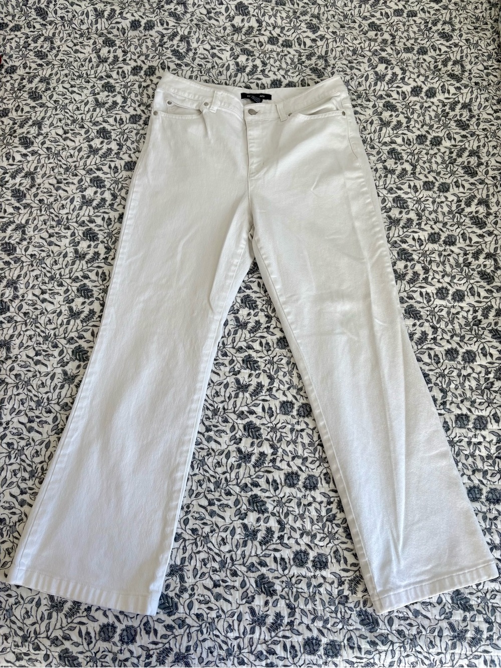 White Women's Straight-Leg Pants